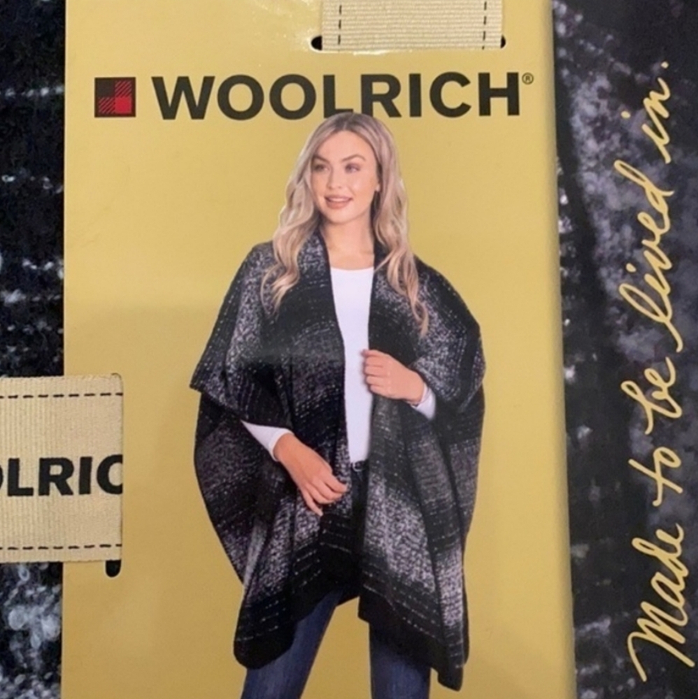 Woolrich Women's Cozy Blanket Wrap BlackGray White One Size NEW